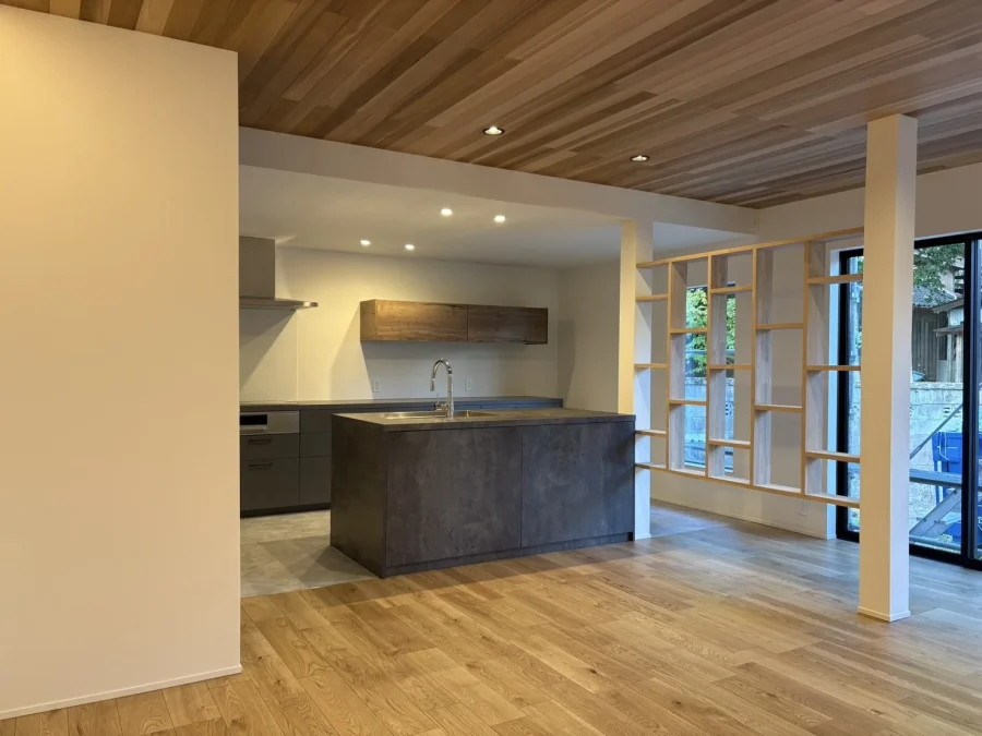 h-house reno